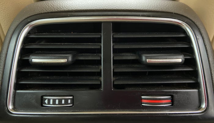 2013 Audi A4 2.0 TDI S LINE, Diesel, Automatic, 30,686 km, Rear AC Vents