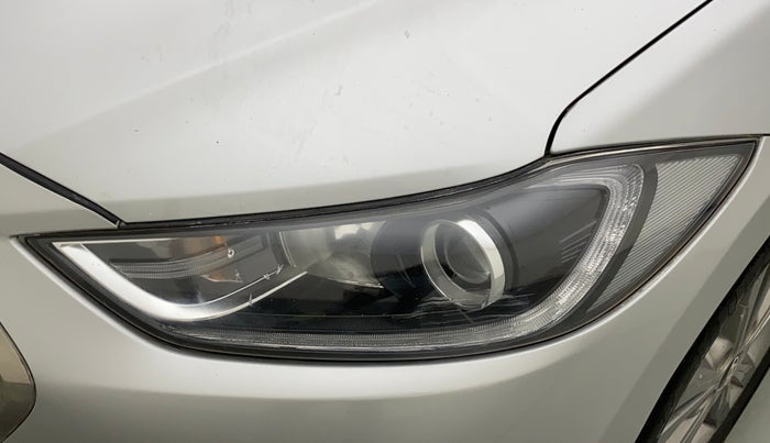 2017 Hyundai New Elantra 2.0 SX(O) AT PETROL, Petrol, Automatic, 1,13,960 km, Left headlight - Minor scratches