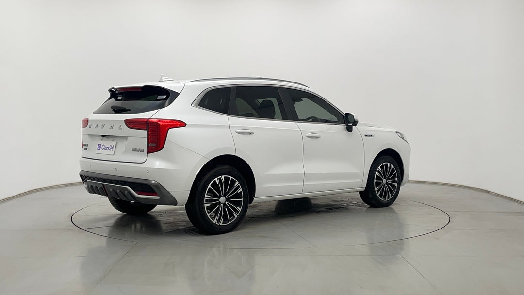 Right Back Diagonal (45- Degree) View