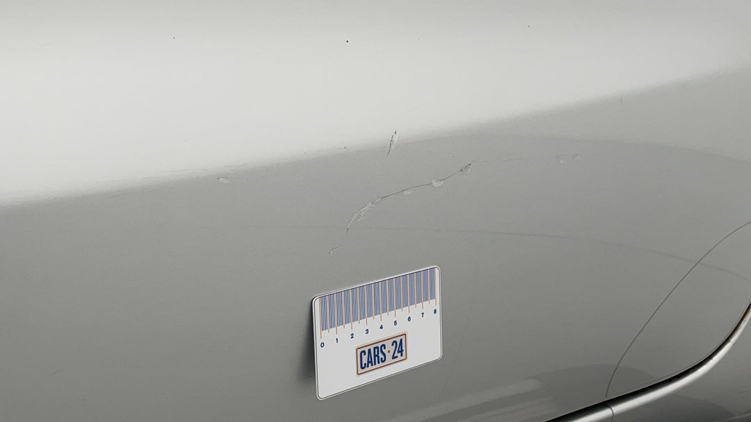 Doors Rear LHS Scratch