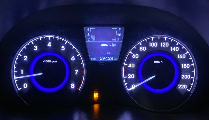 2015 Hyundai Verna FLUIDIC 4S 1.6 VTVT S(O), Petrol, Manual, 69,489 km, Odometer Image