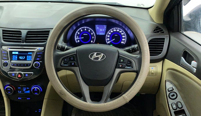 2015 Hyundai Verna FLUIDIC 4S 1.6 VTVT S(O), Petrol, Manual, 69,489 km, Steering Wheel Close Up