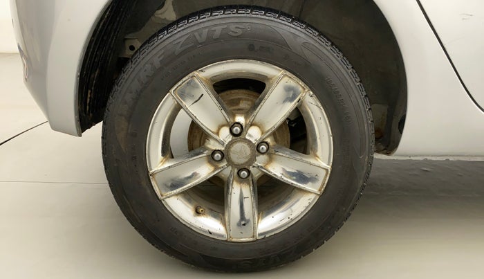 2013 Hyundai i20 SPORTZ 1.2, Petrol, Manual, 1,04,827 km, Right Rear Wheel
