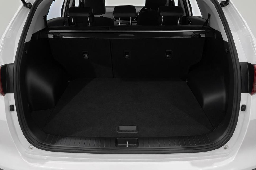 2018 Kia Sportage Si Premium (FWD) (aeb), Automatic, 115429 km, Boot Inside View