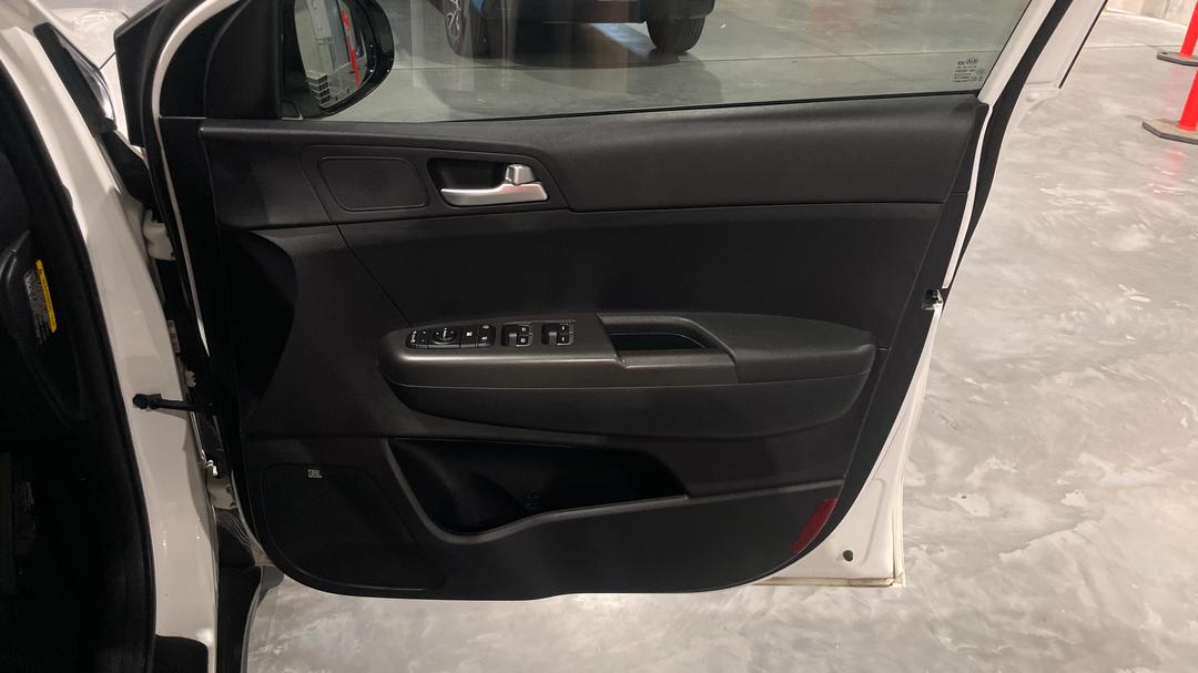 2018 Kia Sportage Si Premium (FWD) (aeb), Automatic, 115429 km, Speaker View