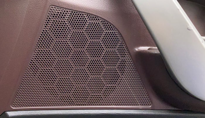 2015 Mahindra XUV500 W6, Diesel, Manual, 90,935 km, Speaker