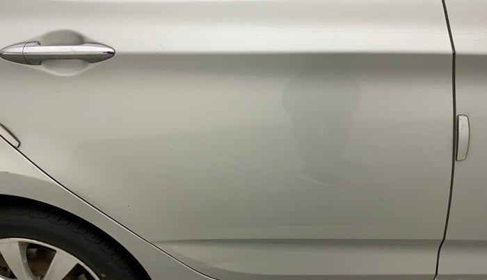 2011 Hyundai Verna FLUIDIC 1.6 VTVT SX OPT AT, Petrol, Automatic, 43,497 km, Right rear door - Minor scratches