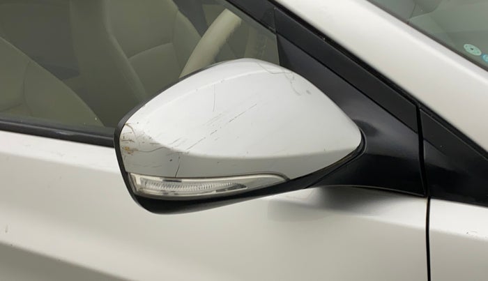 2011 Hyundai Verna FLUIDIC 1.6 VTVT SX OPT AT, Petrol, Automatic, 43,497 km, Right rear-view mirror - Minor scratches