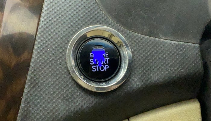 2011 Hyundai Verna FLUIDIC 1.6 VTVT SX OPT AT, Petrol, Automatic, 43,497 km, Keyless Start/ Stop Button