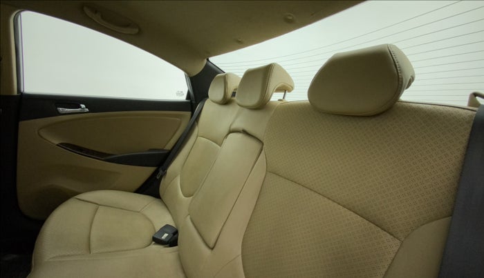 2011 Hyundai Verna FLUIDIC 1.6 VTVT SX OPT AT, Petrol, Automatic, 43,497 km, Right Side Rear Door Cabin