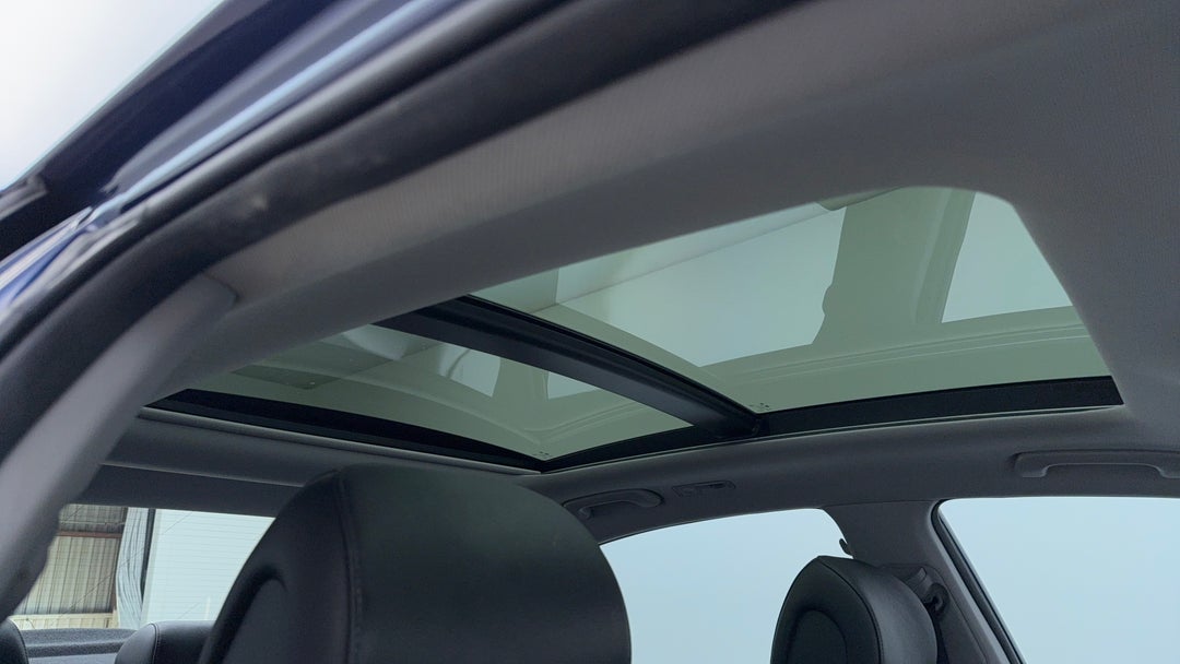 Interior Sunroof/Moonroof