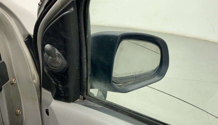 2010 Maruti A Star ZXI, Petrol, Manual, 89,646 km, Right rear-view mirror - ORVM knob broken and not working