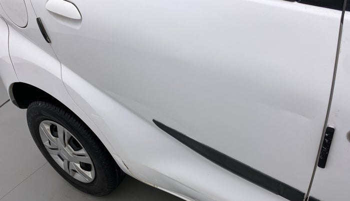 2016 Datsun Redi Go T (O), Petrol, Manual, 24,360 km, Right rear door - Slightly dented