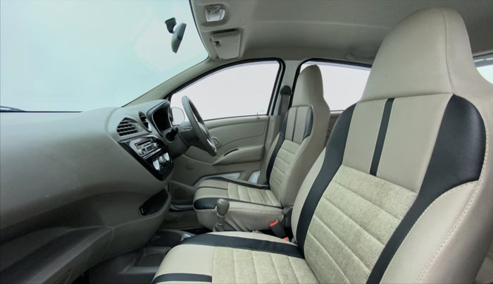 2016 Datsun Redi Go T (O), Petrol, Manual, 24,360 km, Right Side Front Door Cabin