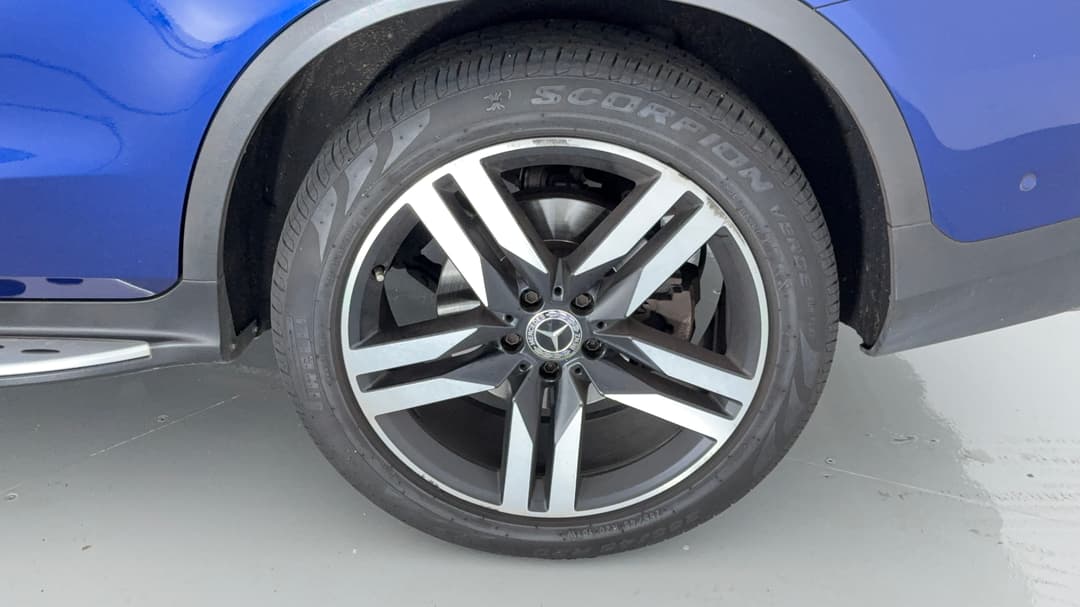 2019 Mercedes-benz GLC 300 4matic, Automatic, 67325 km, Left Rear Wheel