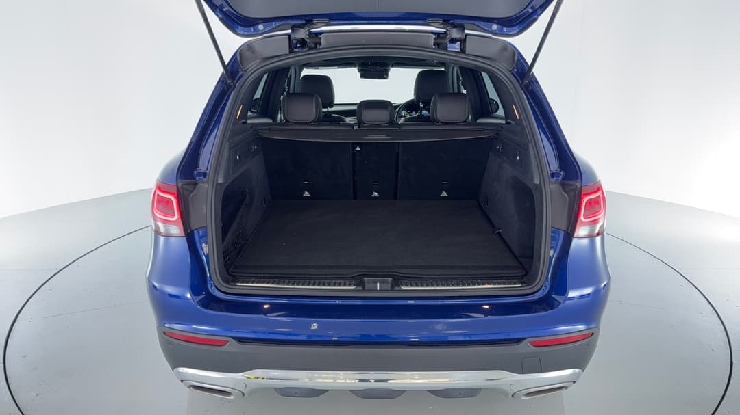 2019 Mercedes-benz GLC 300 4matic, Automatic, 67325 km, Boot Inside View