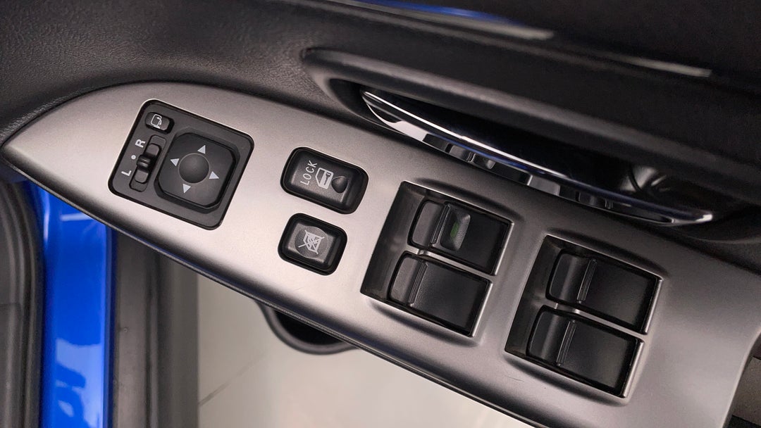 Drivers Side Door Panel Controls