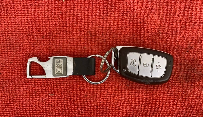 2015 Hyundai Creta SX (O) 1.6 DIESEL, Diesel, Manual, 86,928 km, Key Close Up
