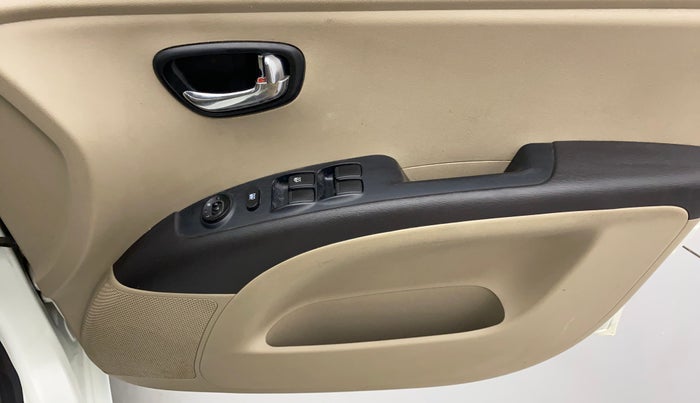 2011 Hyundai i10 MAGNA 1.2, Petrol, Manual, 88,441 km, Driver Side Door Panels Control
