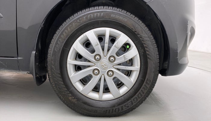 2013 Hyundai i10 MAGNA 1.1 IRDE2, Petrol, Manual, 66,204 km, Right Front Wheel