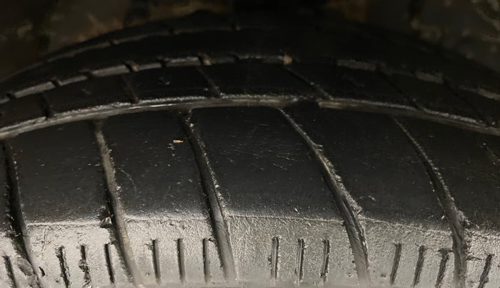 2014 Tata Zest XT RT, Petrol, Manual, 58,212 km, Right Front Tyre Tread