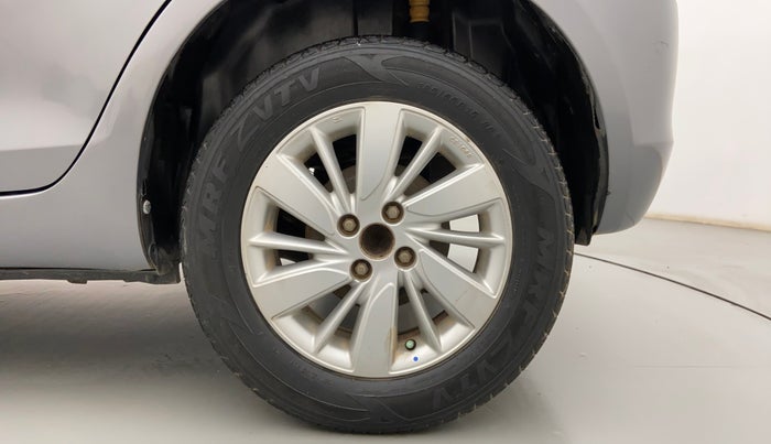2014 Maruti Swift ZDI, Diesel, Manual, 1,17,765 km, Left Rear Wheel