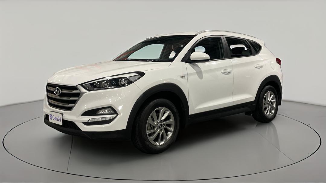 2017 Hyundai Tucson Active R-series (AWD), Automatic, 51048 km, Left Front Diagonal (45- Degree) View