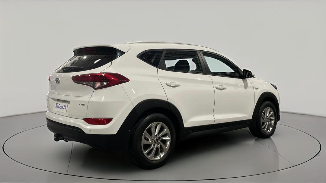 2017 Hyundai Tucson Active R-series (AWD), Automatic, 51048 km, Right Back Diagonal (45- Degree) View