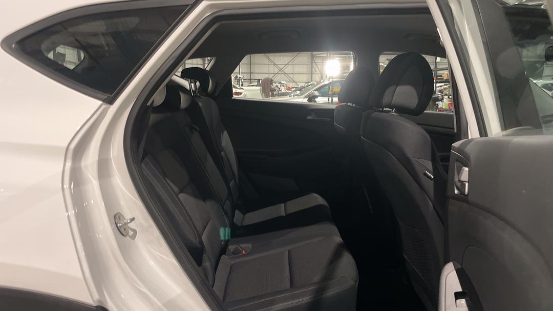2017 Hyundai Tucson Active R-series (AWD), Automatic, 51048 km, Right Side Rear Door Cabin View