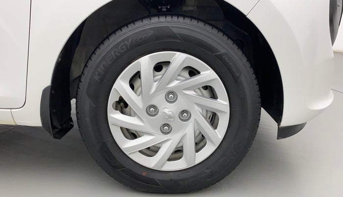 2020 Hyundai NEW SANTRO MAGNA, Petrol, Manual, 41,671 km, Right Front Wheel