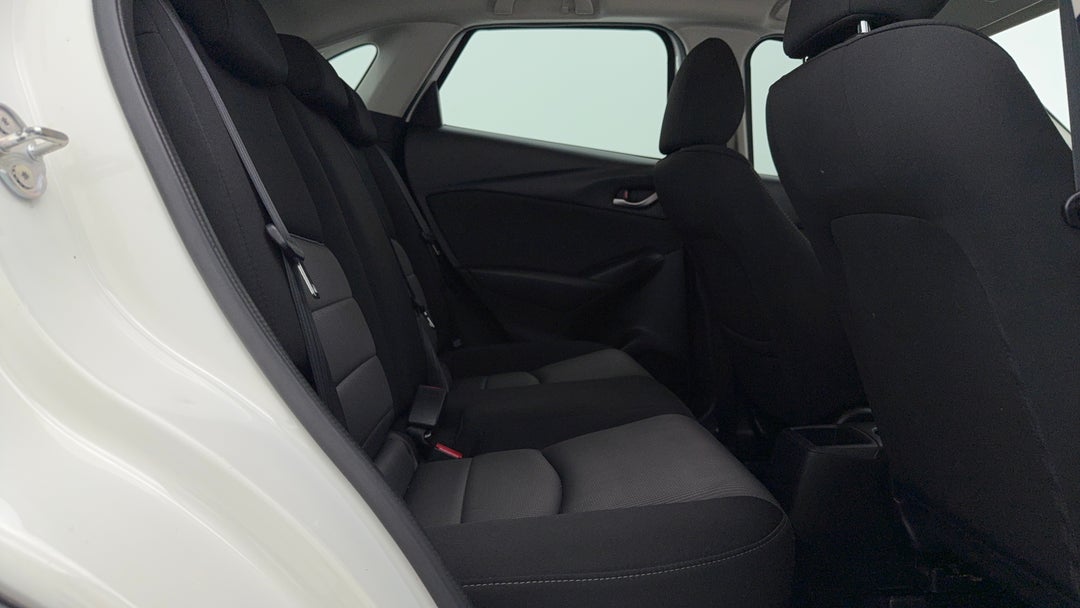 2015 Mazda CX-3 Maxx (FWD), Automatic, 106981 km, Right Side Rear Door Cabin View