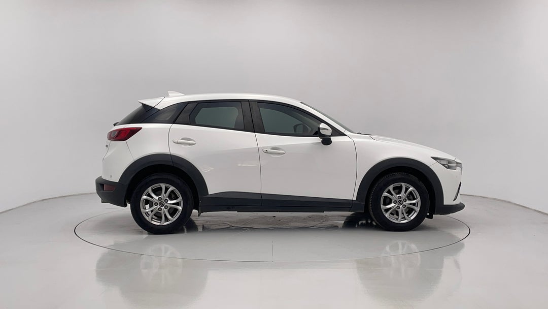 2015 Mazda CX-3 Maxx (FWD), Automatic, 106981 km, Right Side View