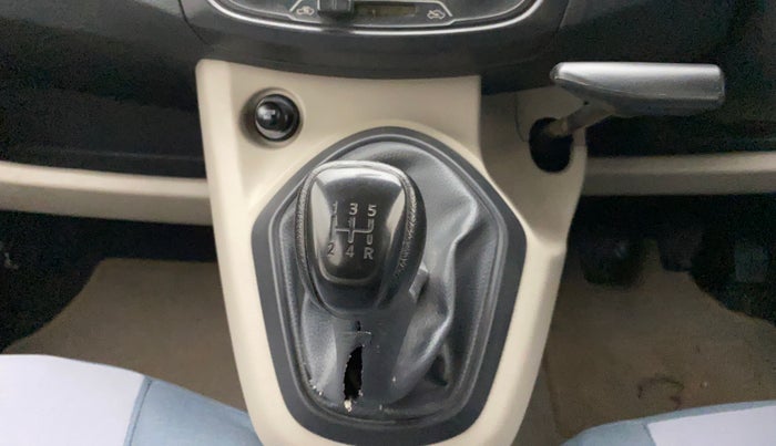 2016 Datsun Go Plus T, Petrol, Manual, 25,729 km, Gear Lever