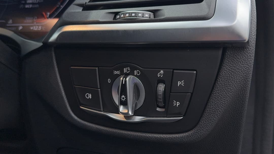 2022 BMW X3 xDrive30i M Sport, Automatic, 71138 km, Utility Switches/Buttons