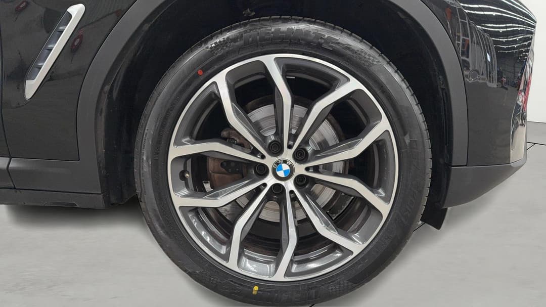 2022 BMW X3 xDrive30i M Sport, Automatic, 71138 km, Right Front Wheel