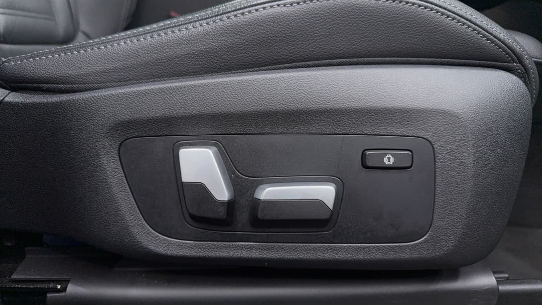 2022 BMW X3 xDrive30i M Sport, Automatic, 71138 km, Drivers Side Adjustment Panel