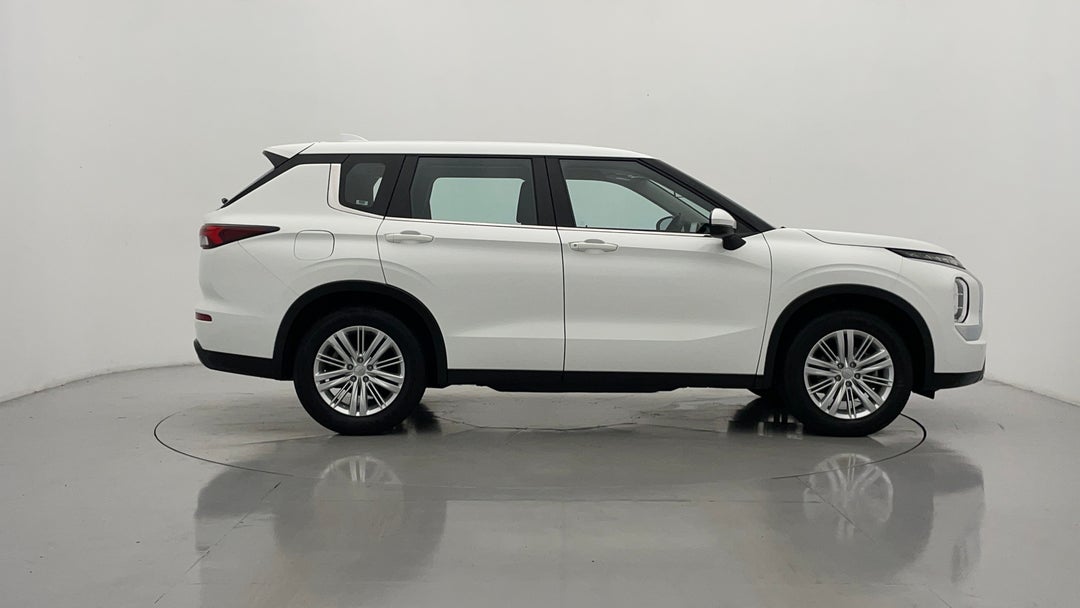 2024 Mitsubishi Outlander Es 5 Seat (2WD), Automatic, 52569 km, Right Side View