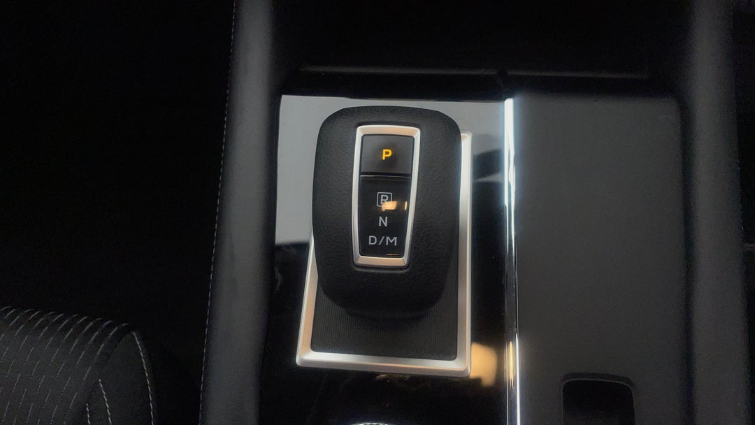 2024 Mitsubishi Outlander Es 5 Seat (2WD), Automatic, 52569 km, Gear Lever 