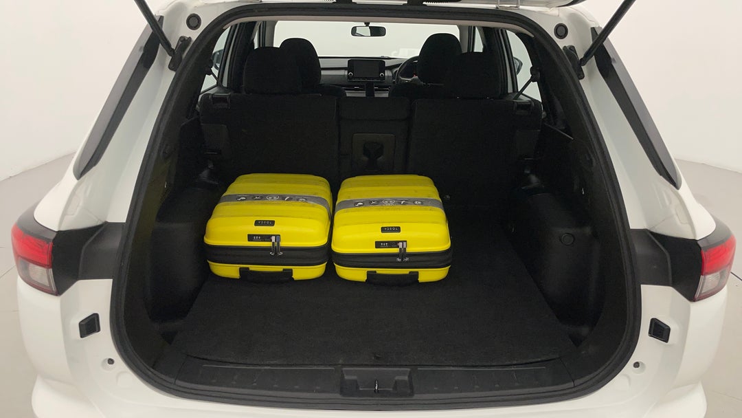 2024 Mitsubishi Outlander Es 5 Seat (2WD), Automatic, 52569 km, Boot Inside View with Luggage