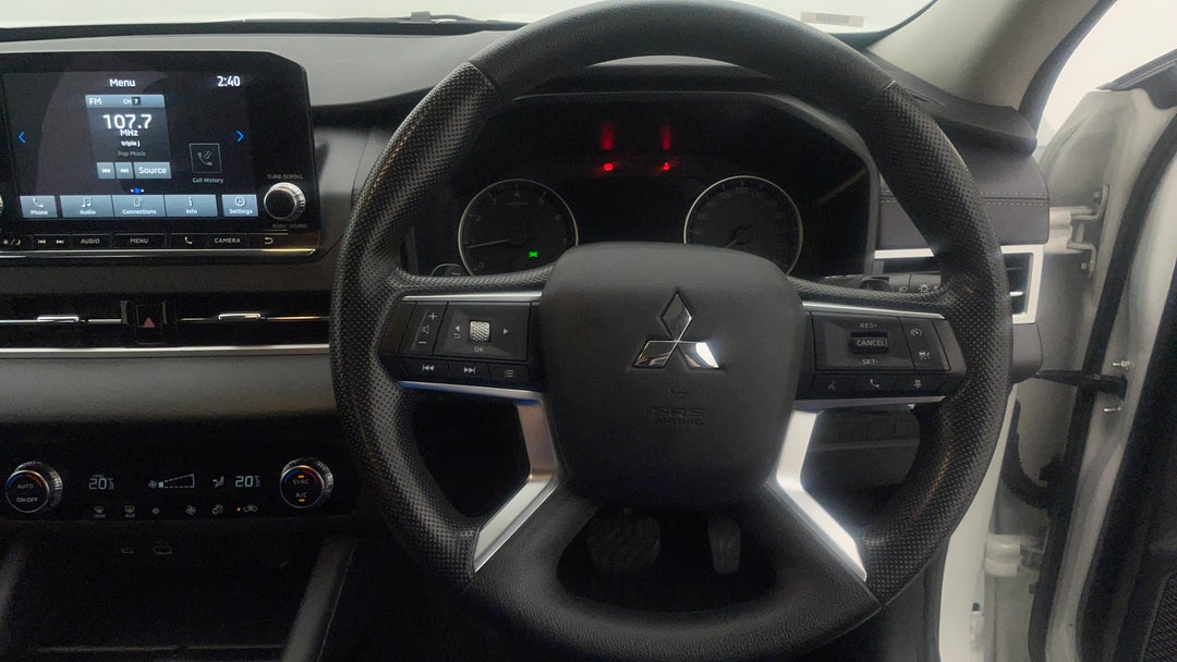 2024 Mitsubishi Outlander Es 5 Seat (2WD), Automatic, 52569 km, Steering Wheel Close-up