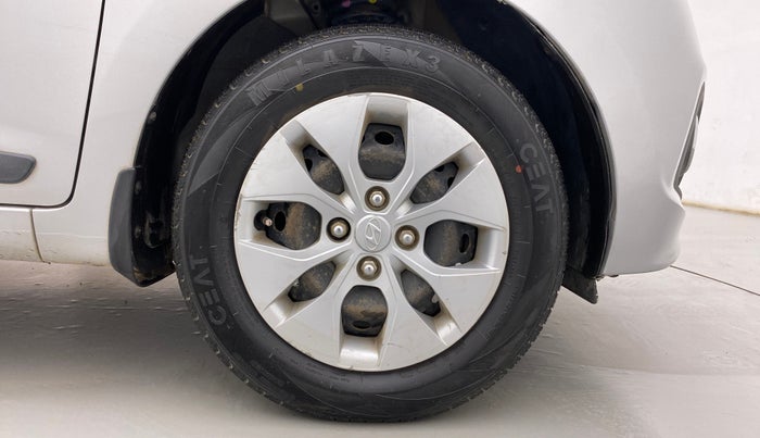 2015 Hyundai Xcent S 1.2, Petrol, Manual, 78,314 km, Right Front Wheel