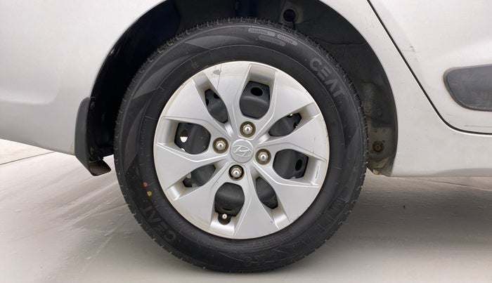 2015 Hyundai Xcent S 1.2, Petrol, Manual, 78,314 km, Right Rear Wheel