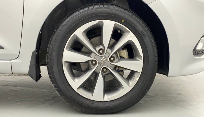 2015 Hyundai Elite i20 ASTA 1.2, Petrol, Manual, 99,979 km, Right Front Wheel