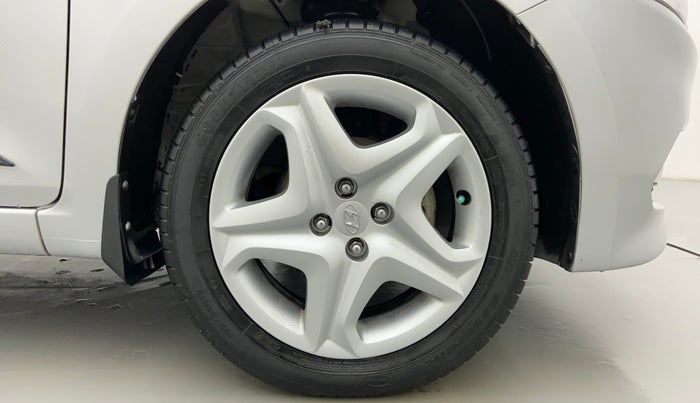 2017 Hyundai Elite i20 ASTA 1.2, Petrol, Manual, 25,579 km, Right Front Wheel