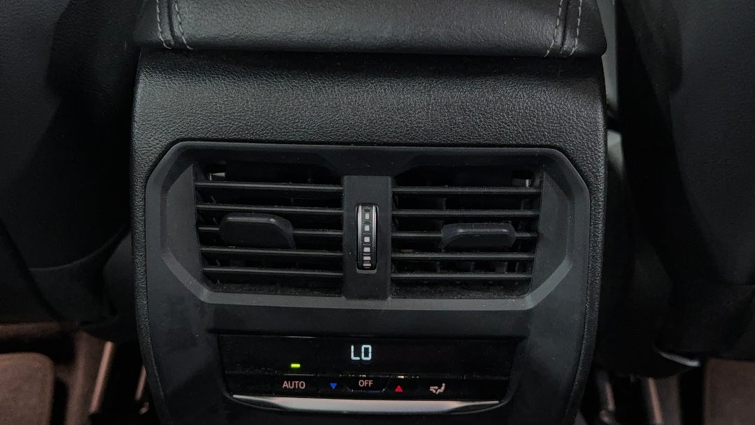 Rear A/C Vent