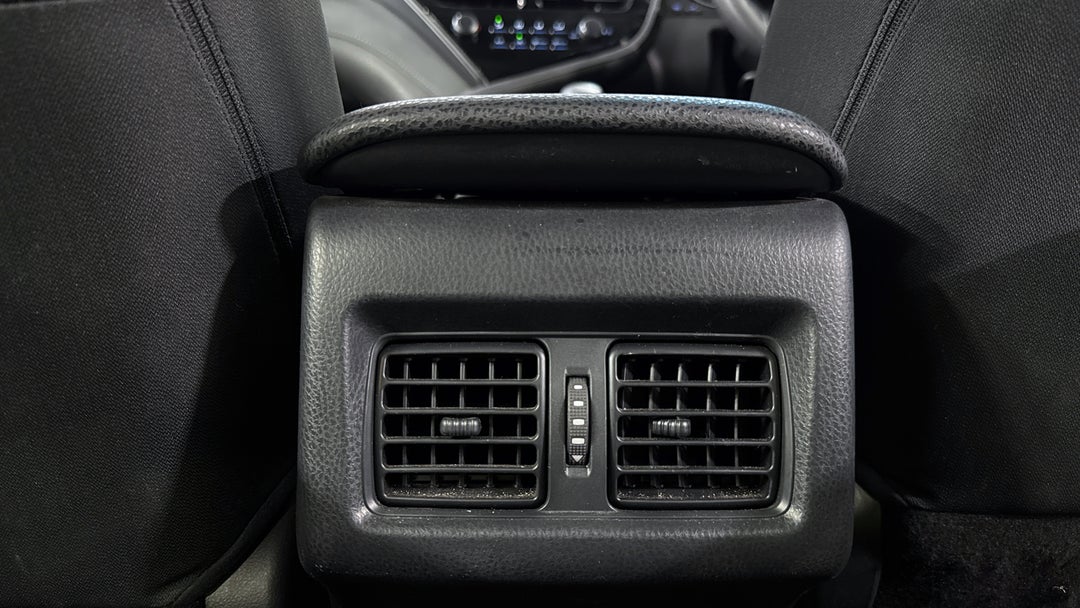 2024 Toyota Camry Ascent, Automatic, 50638 km, Rear A/C Vent