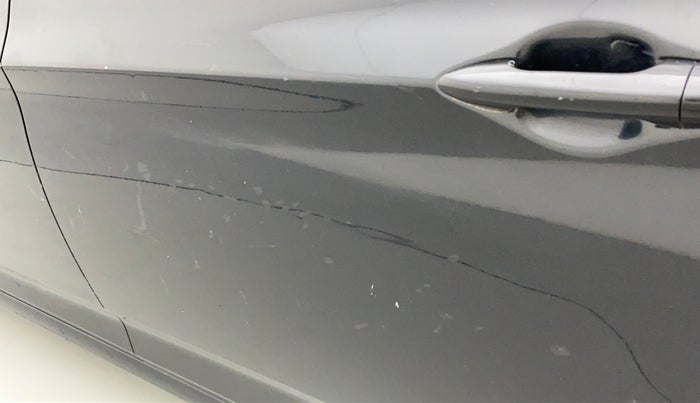 2011 Hyundai Verna FLUIDIC 1.6 VTVT SX, Petrol, Manual, 43,675 km, Rear left door - Paint has faded