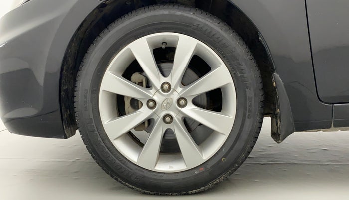2011 Hyundai Verna FLUIDIC 1.6 VTVT SX, Petrol, Manual, 43,675 km, Left Front Wheel