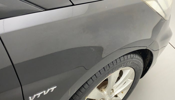 2011 Hyundai Verna FLUIDIC 1.6 VTVT SX, Petrol, Manual, 43,675 km, Right fender - Minor scratches