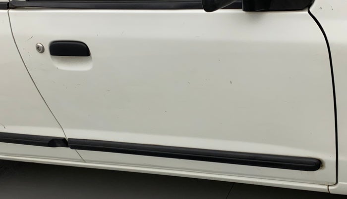 2011 Maruti Alto LX, Petrol, Manual, 46,039 km, Driver-side door - Minor scratches